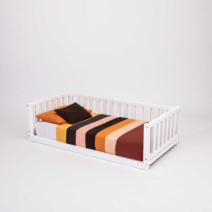 A Sweet Home From Wood 2-in-1 toddler bed on legs with a 3-sided vertical rail, perfect for a Montessori-style sleep environment.