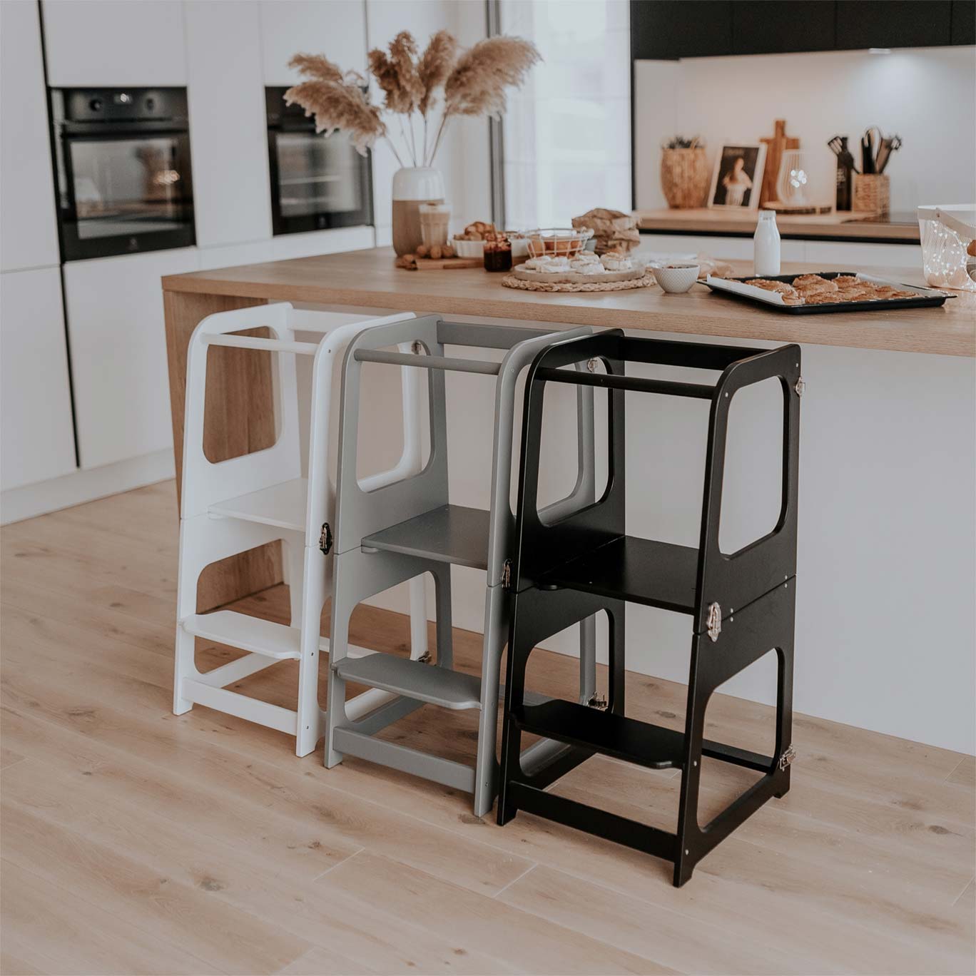 Types of kitchen towers. 3 different collors for Kitchen tower products.