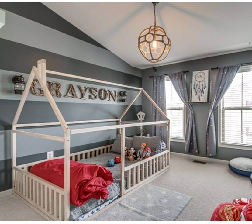 Montessori floor bed, kid bed, house bed frame, twin bed headboard, Montessori bed, toddler bed, floor bed, wood house bed, platform bed, with a headboard, toddler floor bed, Montessori floor bed, twin size, kid bed, house bed frame, child bed