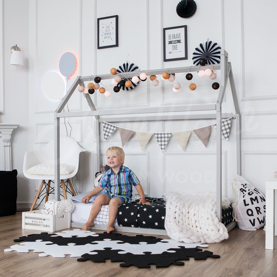Montessori bed, toddler floor house, house bed frame, house shaped bed, toddler bed, Montessori floor bed, toddler floor bed, toddler house bed, kid bed, bed for toddler, floor bed frame, teepee bed, floor bed, Montessori bed, toddler floor house